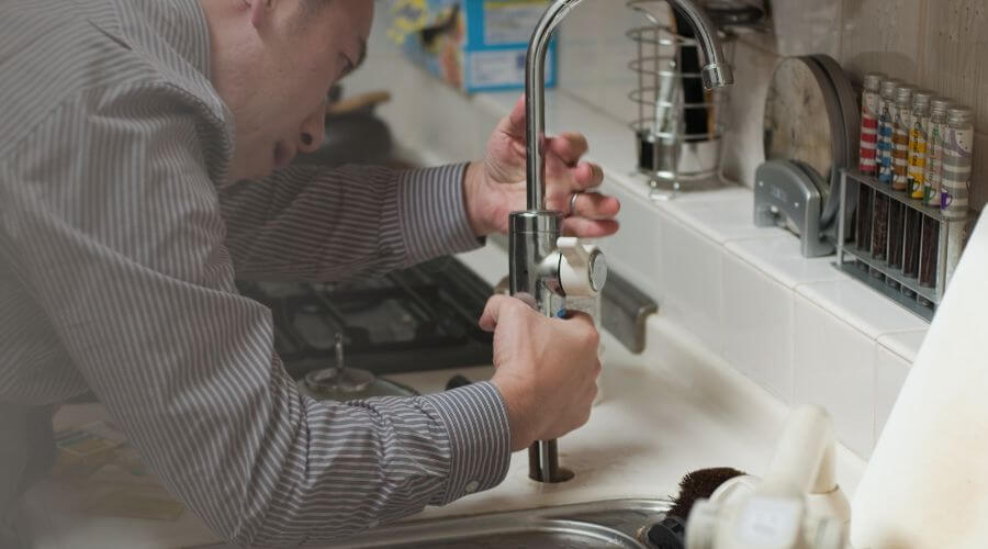 Expert burst pipe repair services in Grantville, KS